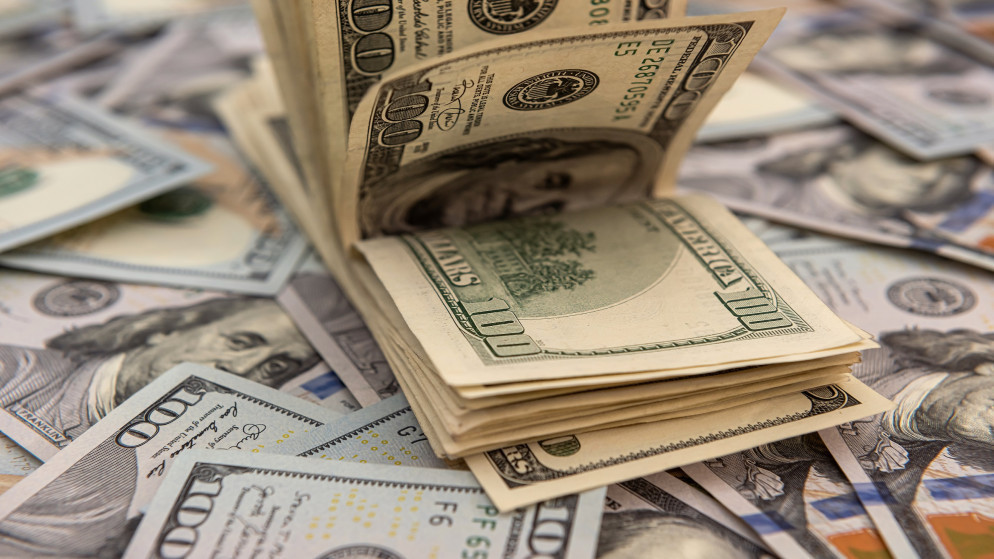 الدولار يقفز بعد خطاب ترامب وتصاعد التوترات مع ايران