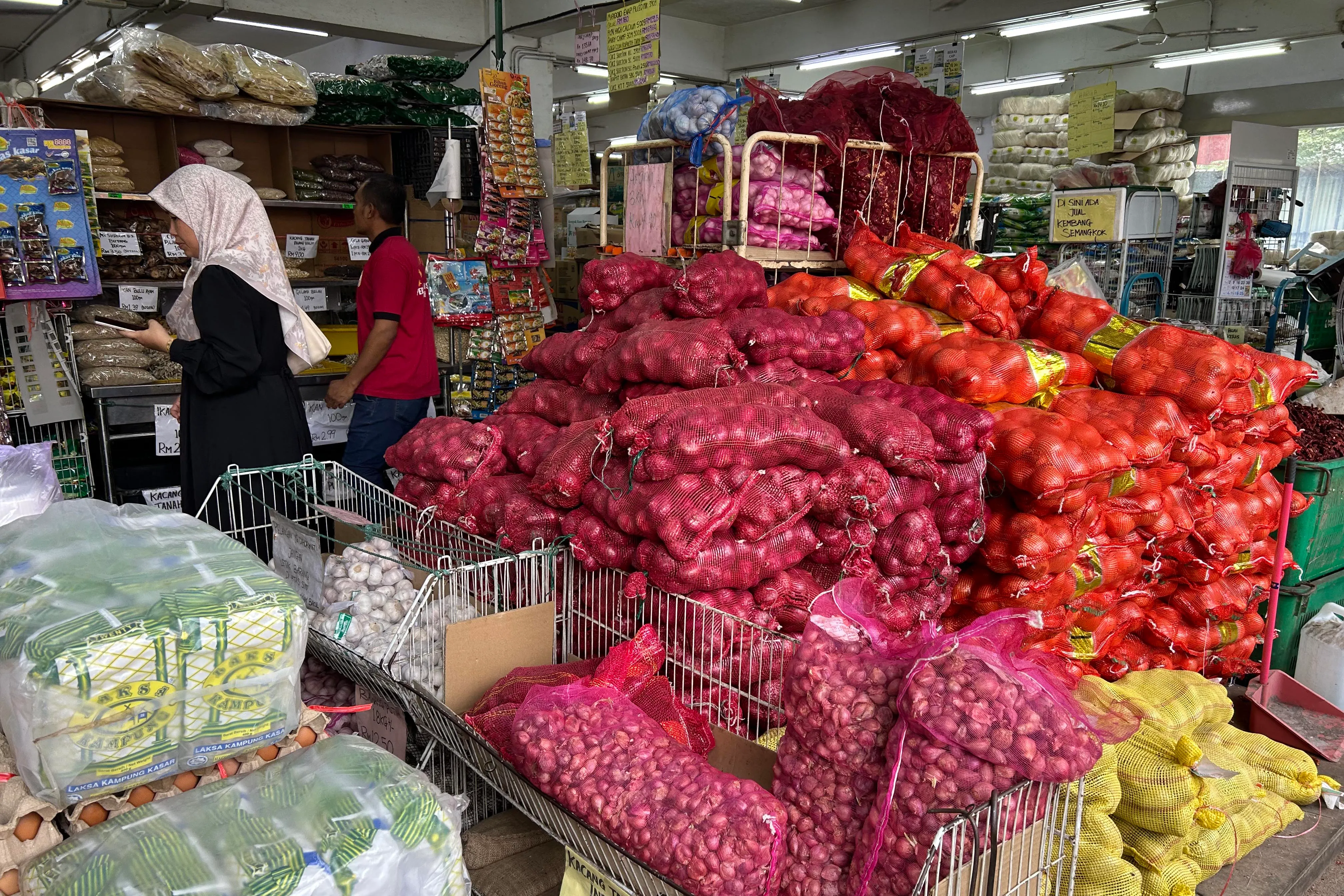 تداعيات الحرب الايرانية: قلق في ماليزيا من ارتفاع الاسعار رغم مرونة الاقتصاد