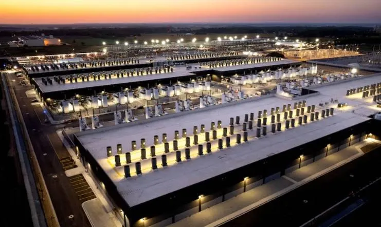 تحديات تواجه الذكاء الاصطناعي: الحرب والطاقة تعرقلان النمو