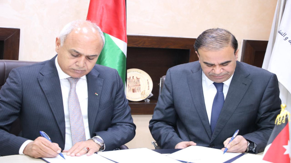 قروض حسنة تصل الى 3000 دينار لدعم مشاريع خريجي التدريب المهني