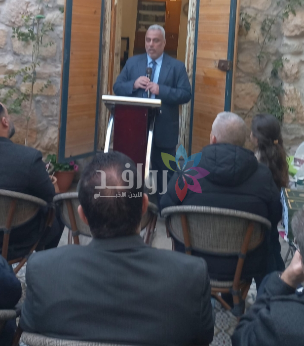 حفل اشهار كتاب السردية التاريخية الأردنية للكاتب الضباعين بمحافظه مادبا.