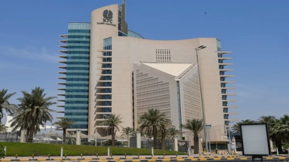 هجوم ايراني يستهدف مرافق مؤسسة البترول الكويتية ويخلف خسائر مادية