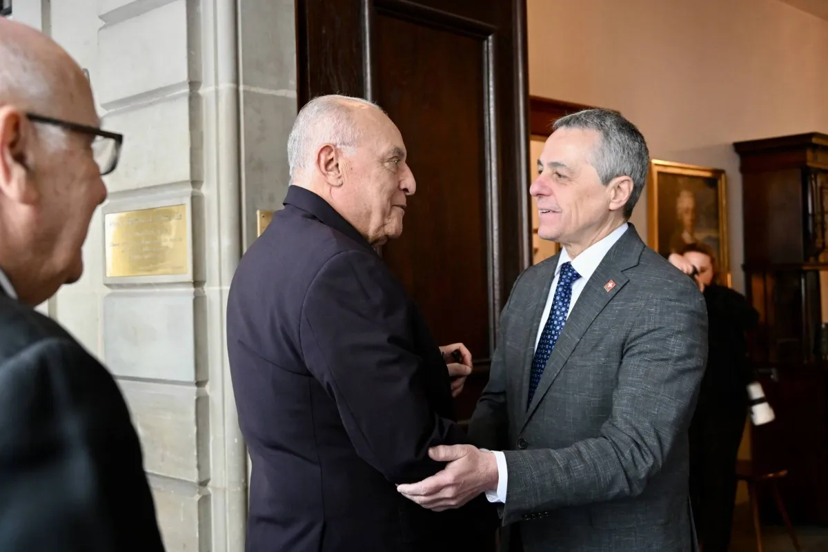 الجزائر وسويسرا تكثفان التعاون لاستعادة أصول الفساد