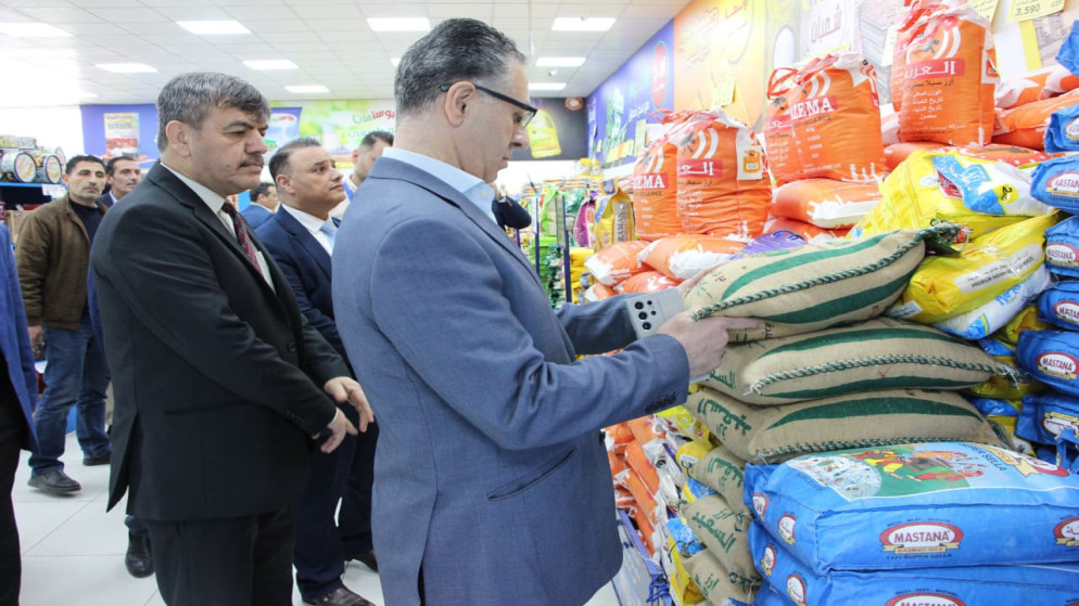 وزير الصناعة يؤكد وفرة السلع ورقابة الأسعار بالمؤسستين المدنية والعسكرية