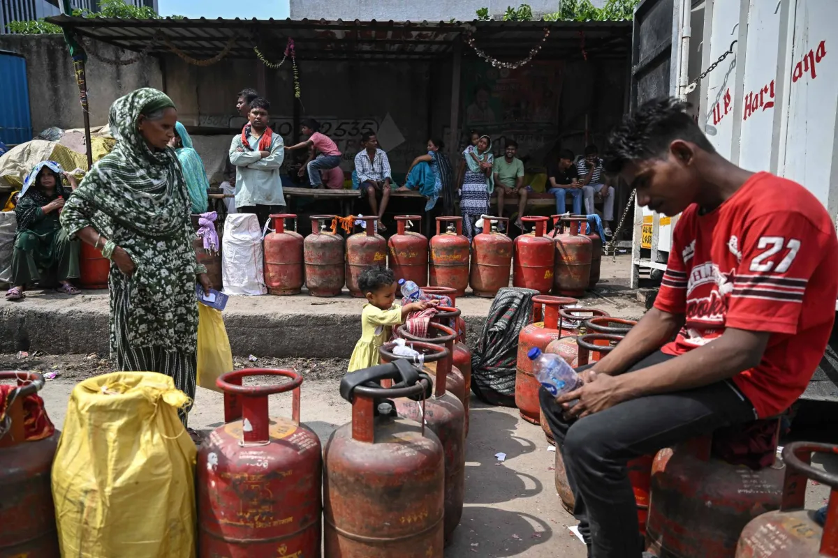 جنوب آسيا تواجه أزمة الطاقة بإجراءات تقشفية بعد تداعيات الحرب