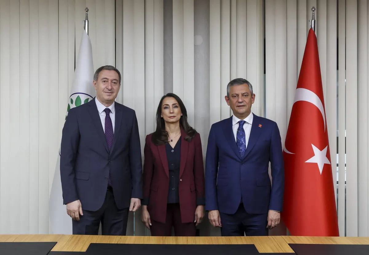 المعارضة التركية تضغط لانتخابات مبكرة وحزب العدالة والتنمية يرفض