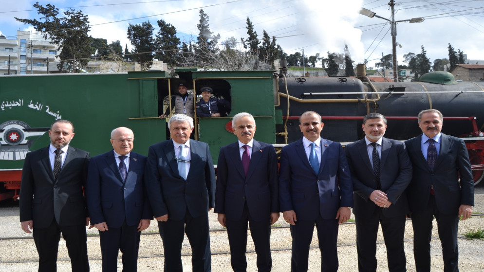وزراء نقل الاردن وسوريا وتركيا يتفقدون الخط الحديدي الحجازي