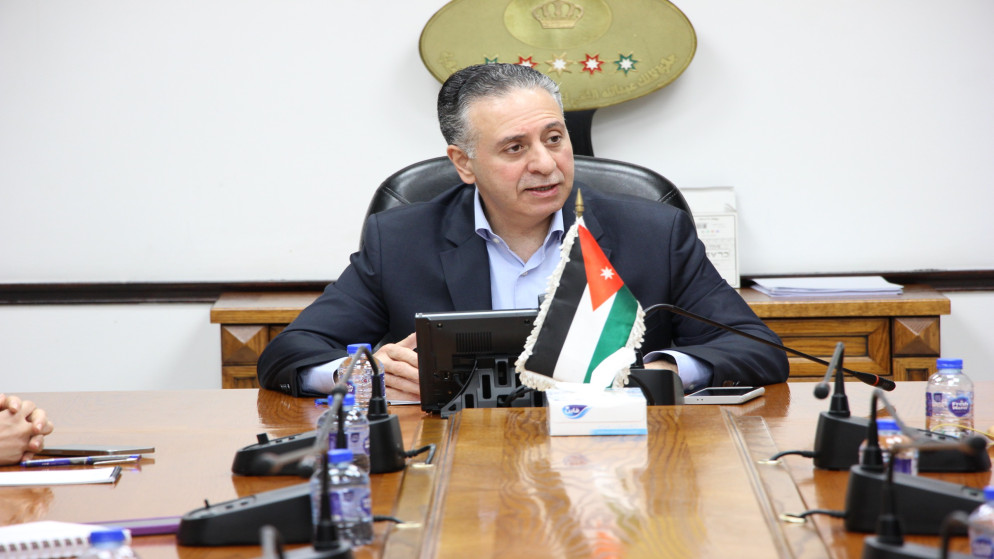 وزير الصناعة يؤكد انتظام سلاسل التوريد وخفض كلف الإنتاج