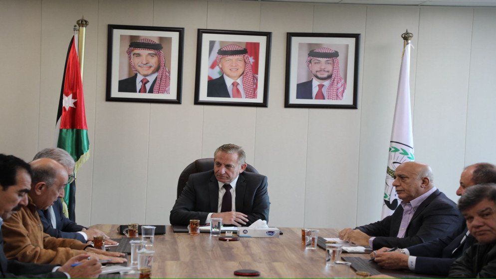 وزير الزراعة يبشر بموسم زيتون وافر وجودة عالية