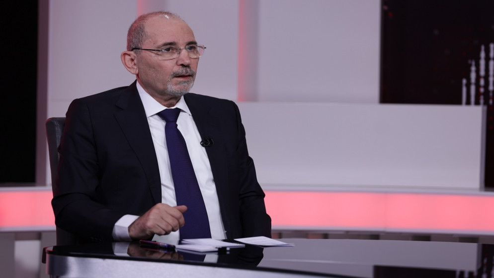 وزير الخارجية يبحث مع اليابان تطورات المنطقة وتهدئة مستدامة