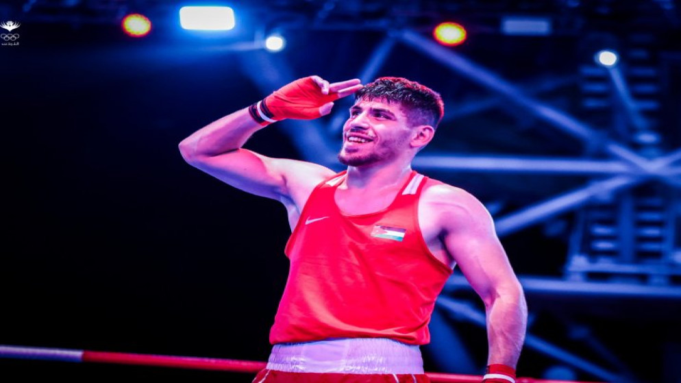 زياد عشيش يحرز ذهبية آسيا للملاكمة بفوز تاريخي على بطل العالم