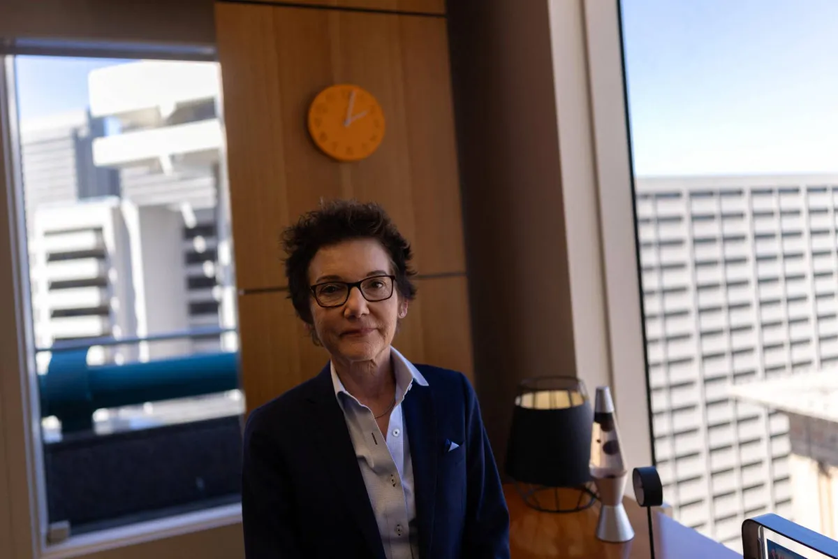 رئيسة الفيدرالي الامريكي: صدمة النفط تؤخر خفض التضخم