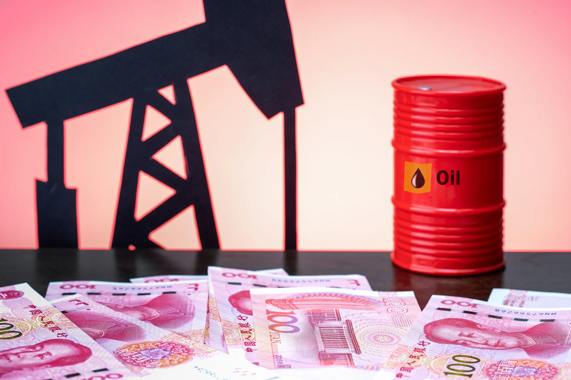 الصين تفتح احتياطياتها النفطية وسط مخاوف من اضطرابات مضيق هرمز