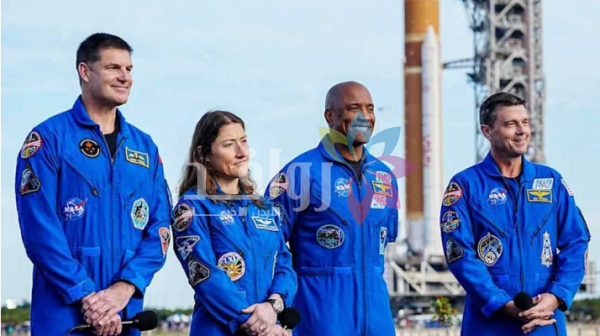 عودة فريق ارتيميس 2 إلى الأرض بعد مهمة حول القمر