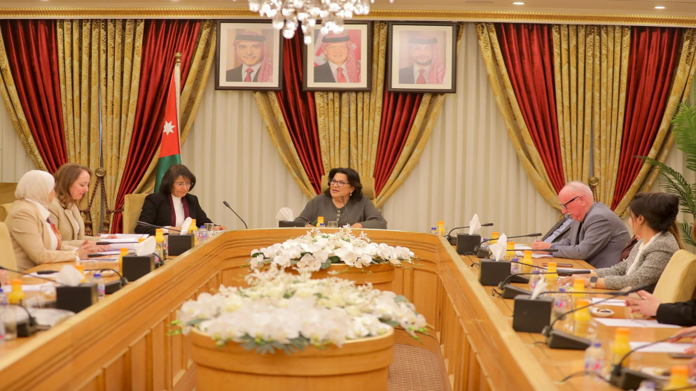 لجنة الاعيان تسعى لتعزيز حقوق المراة في سوق العمل