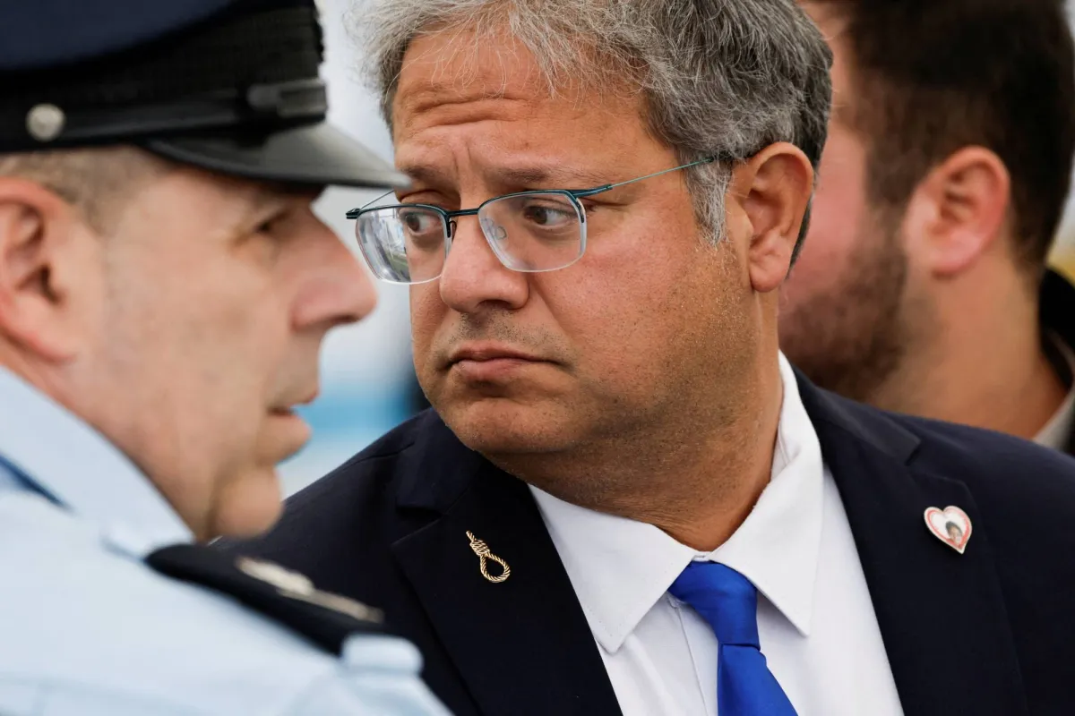 بن غفير يقتحم الاقصى وسط تصعيد بالقدس