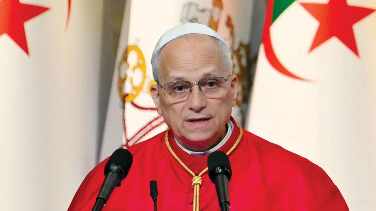 بابا الفاتيكان يطلق رسالة سلام من الجزائر