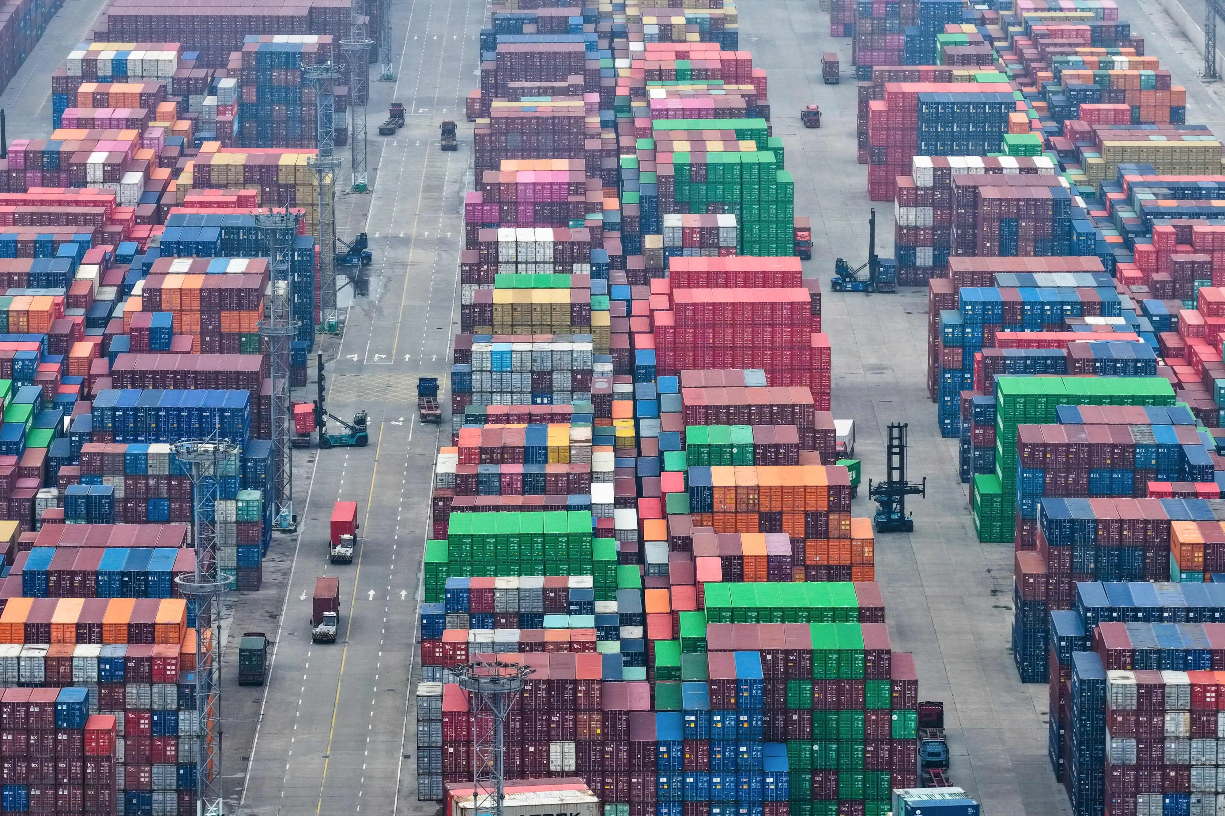 اقتصاد الصين يواجه تحديات متزايدة بسبب أزمة هرمز وارتفاع الطاقة