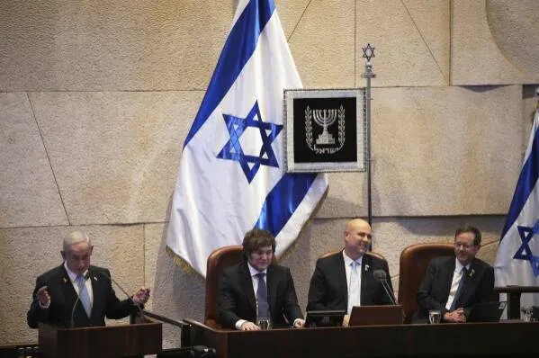 اسرائيل تحيي ذكرى المحرقة النازية سرا خوفا من هجمات محتملة