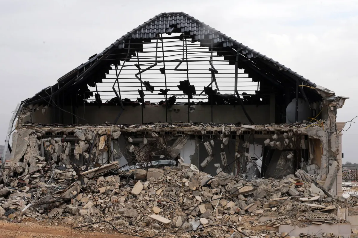 غارة اسرائيلية تستهدف عنصرا من حزب الله جنوب لبنان