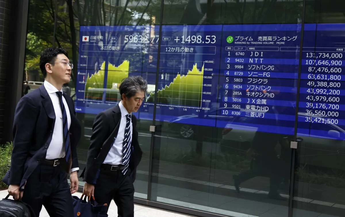 اليابان وامريكا تتفقان على تعزيز التواصل بشان اسعار الصرف