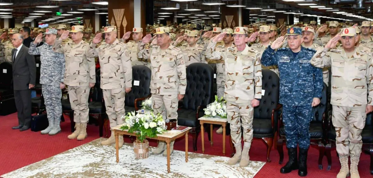 الجيش المصري يوجه تحذيرات بشأن استخدام وسائل التواصل الاجتماعي