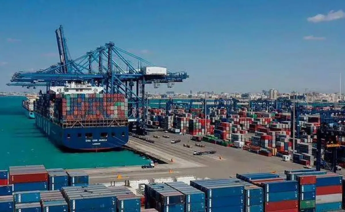 السعودية تعزز مكانتها كمركز بحري عالمي باستثمارات ضخمة في رؤية 2030