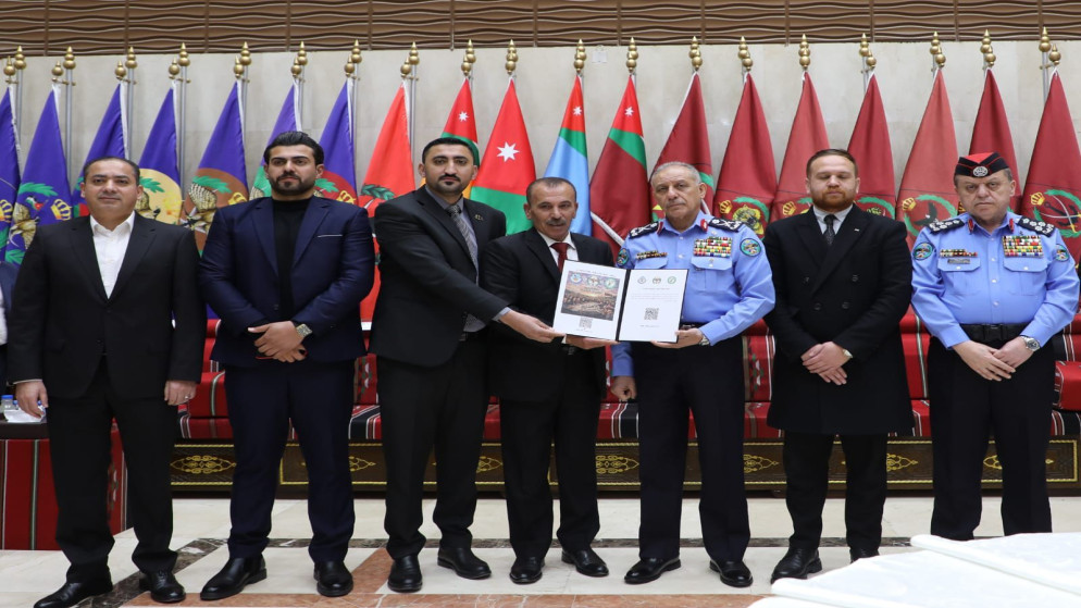 مدير الامن العام يشدد على اهمية التعاون المؤسسي في برامج توعية الشباب