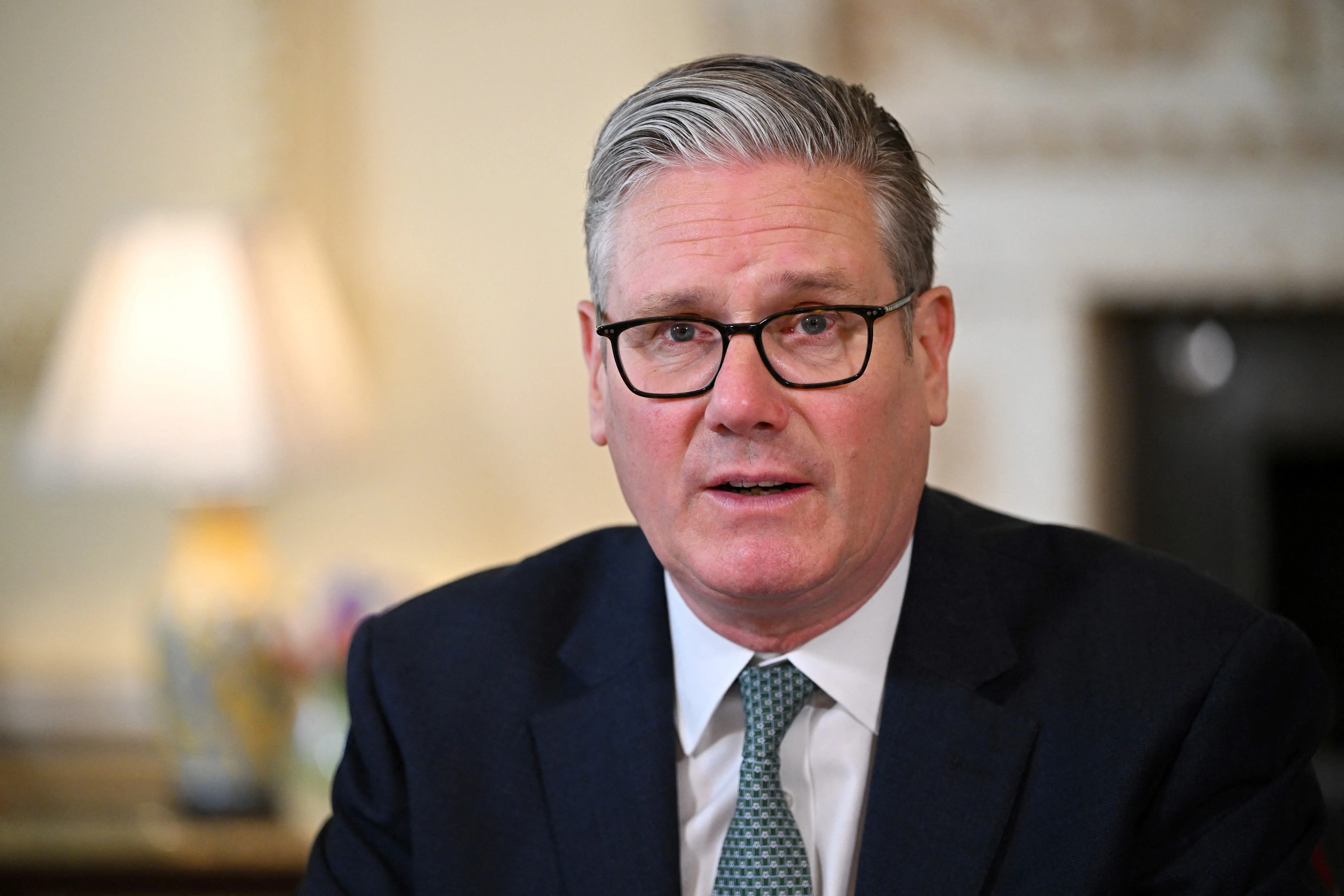 بريطانيا تستعد لنقص الغذاء بسبب حرب ايران واغلاق مضيق هرمز