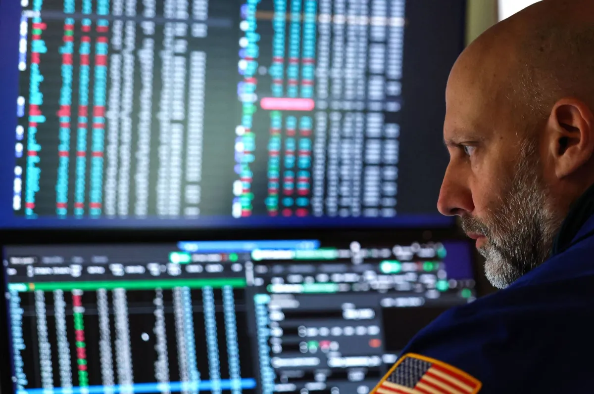 صناديق الاسهم العالمية تجذب تدفقات قياسية وسط تفاؤل المستثمرين