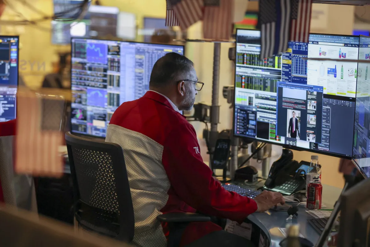 ارتفاع العقود الآجلة الأمريكية وسط تفاؤل بتهدئة التوترات