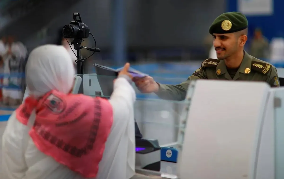 السعودية تفتح أبوابها لاستقبال الحجاج بتسهيلات وخدمات متكاملة