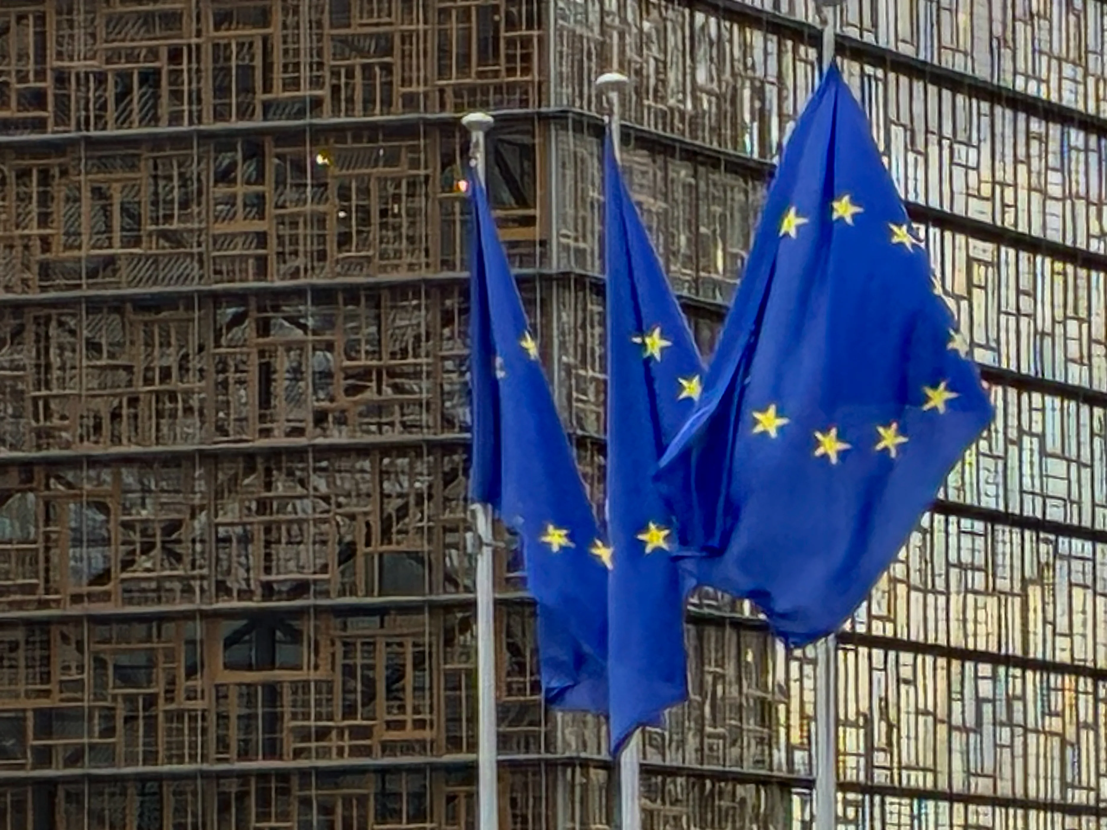 أوروبا تتجه نحو العمل عن بعد لمواجهة أزمة الطاقة