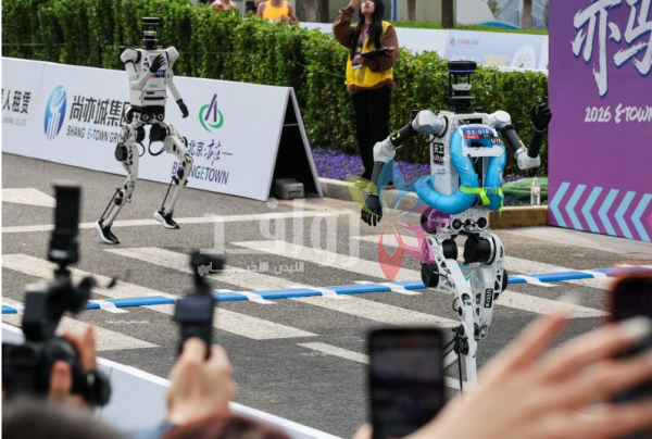 روبوتات تتفوق على البشر في نصف ماراثون في بكين