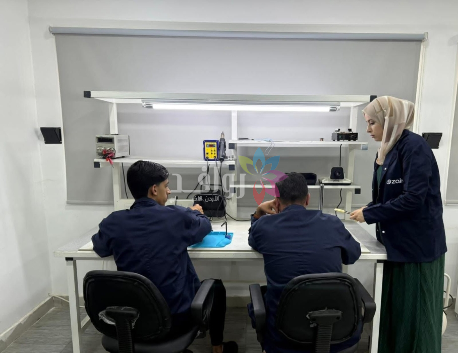 للعام التاسع عشر على التوالي زين تطلق دورات مجانية جديدة للتدريب على صيانة الأجهزة الخلوية وأجهزة الألعاب الإلكترونية