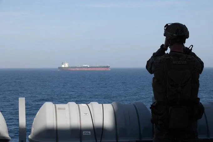 ايران تتهم امريكا بقرصنة سفينة وتتوعد برد حاسم