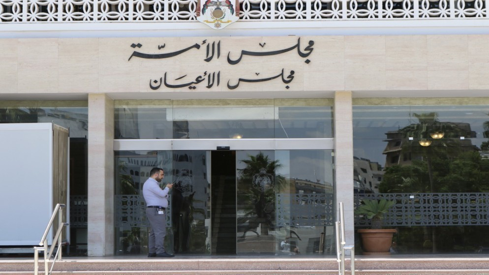 لجنة الاعيان تبحث تعزيز دور الشباب في حماية التراث والحرف اليدوية