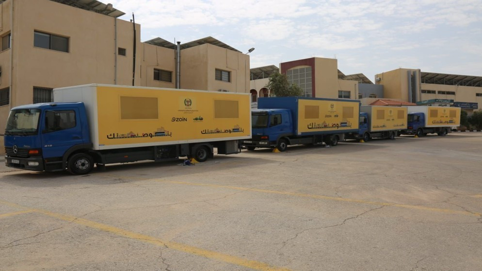 خدمات الترخيص المتنقل تصل شرحبيل بن حسنة لتسهيل معاملات المواطنين