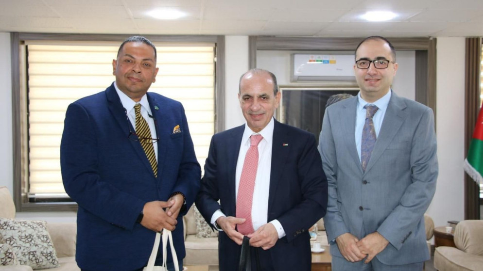 الاردن وصندوق المناخ الاخضر يبحثان تعزيز التمويل المستدام للمدن