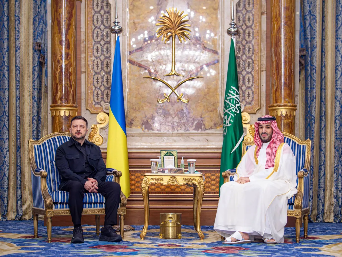 محمد بن سلمان وزيلينسكي يناقشان تطورات الشرق الاوسط والازمة الاوكرانية