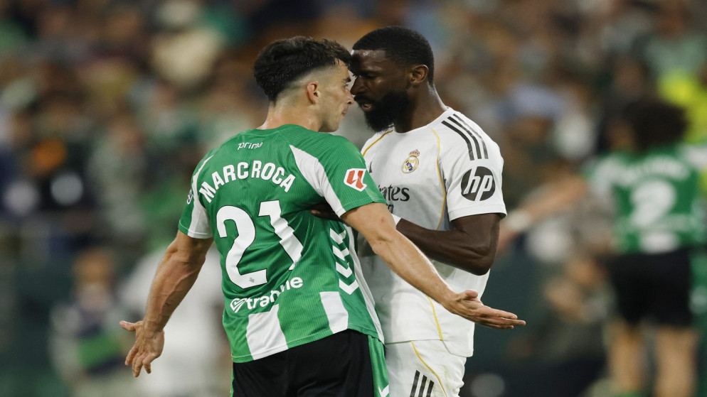 ريال بيتيس يصدم ريال مدريد بتعادل قاتل في الدوري الاسباني