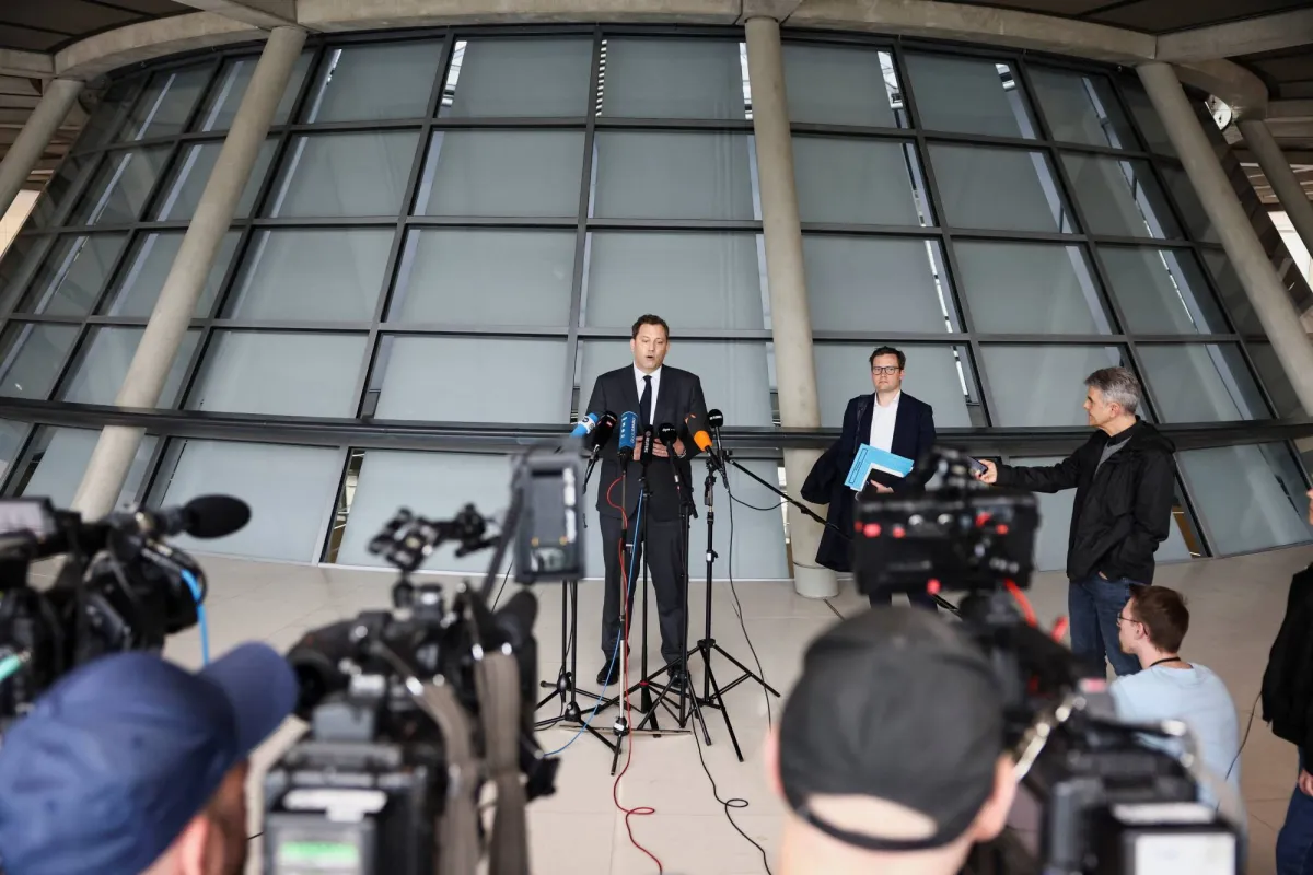 المانيا تقر مكافاة للعمال وتخفيضات على اسعار الوقود