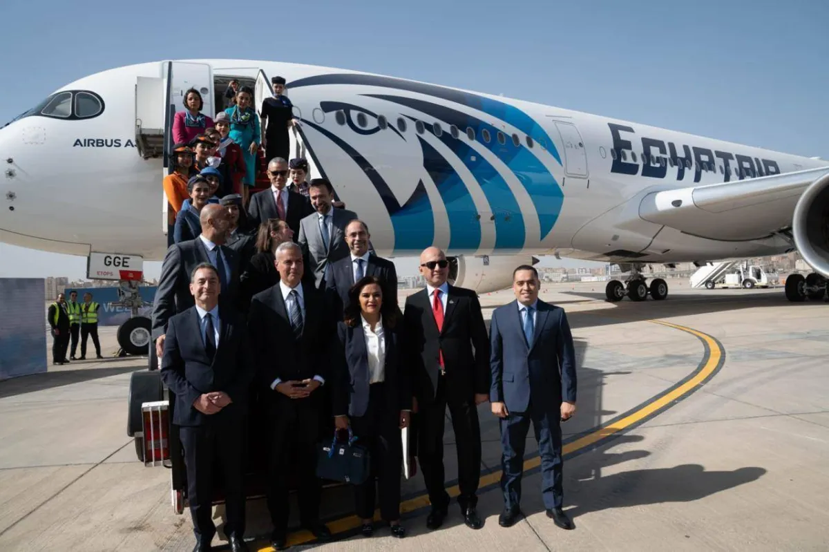 مصر للطيران تستأنف رحلاتها تدريجيا الى الخليج