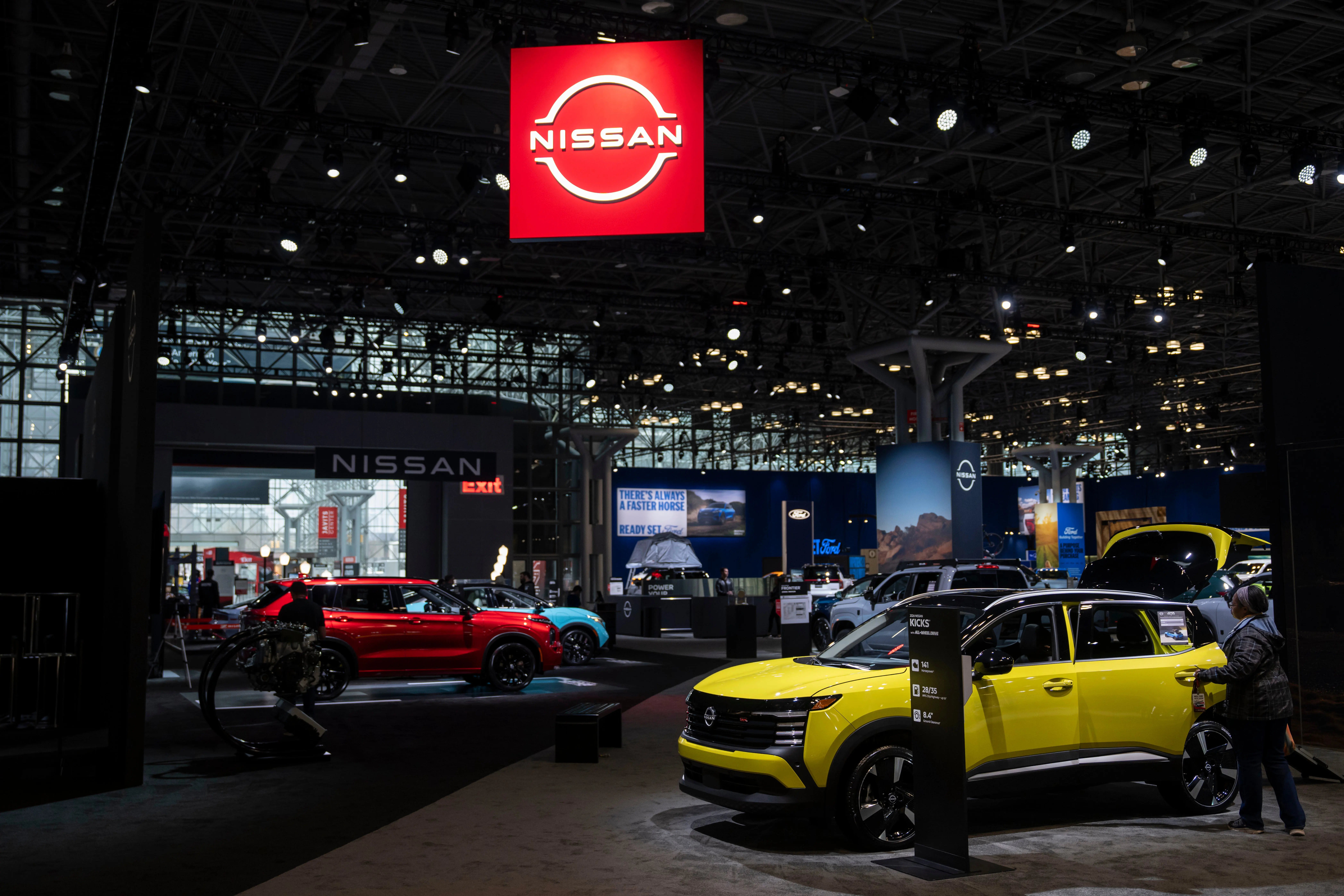 نيسان تعزز مبيعاتها بالتركيز على سوق الصين وتصدير السيارات