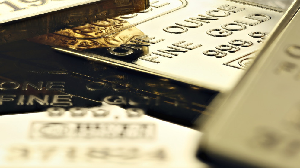 الذهب ينتعش مع تراجع النفط وسط آمال بإنهاء حرب إيران