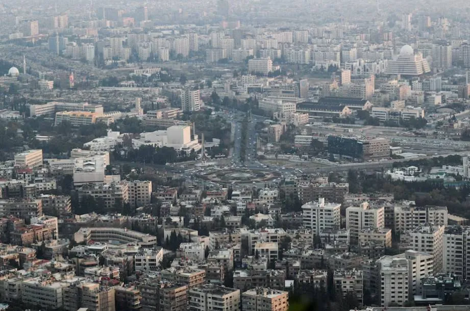 مقتل إمام مقام السيدة زينب في دمشق بانفجار
