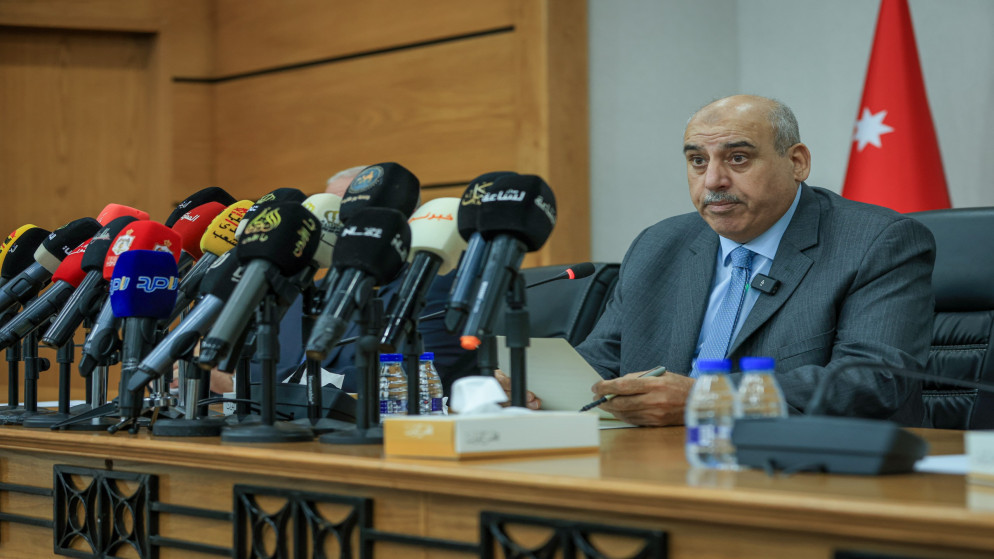 رئيس مجلس النواب يشيد بدور العمال في مسيرة البناء الوطني