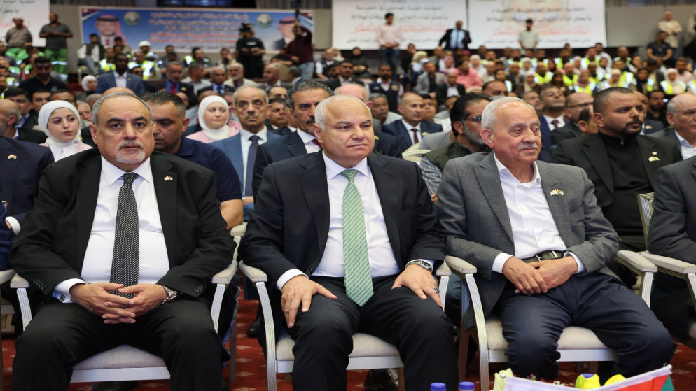 وزير العمل يطلق البرنامج الوطني للعمل اللائق احتفالا بيوم العمال