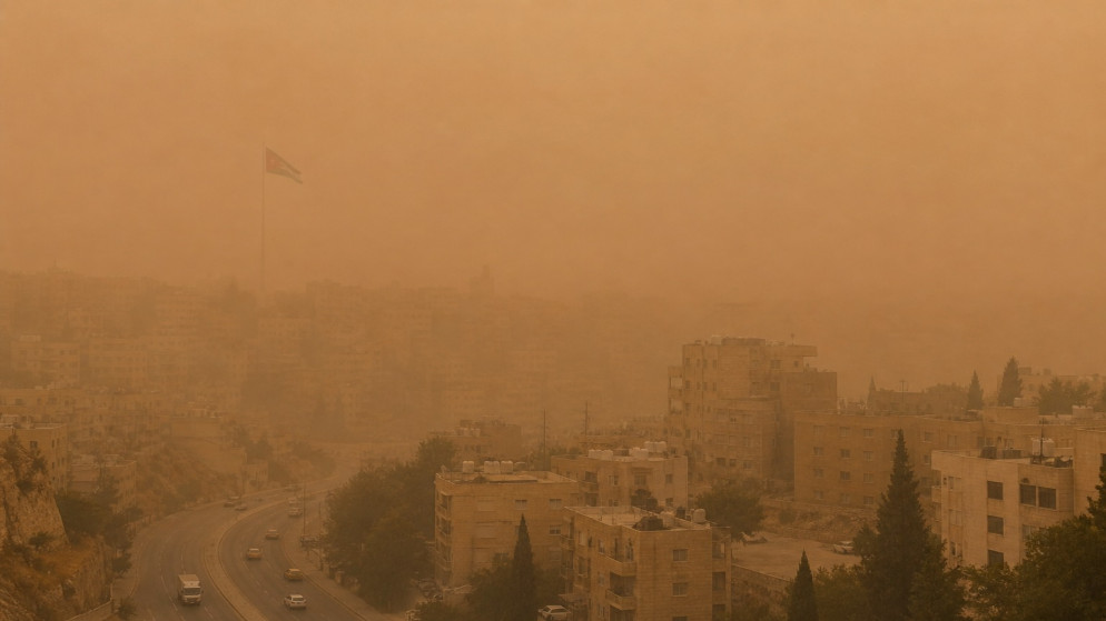 الارصاد تحذر من تدني الرؤية بسبب الغبار في الاردن