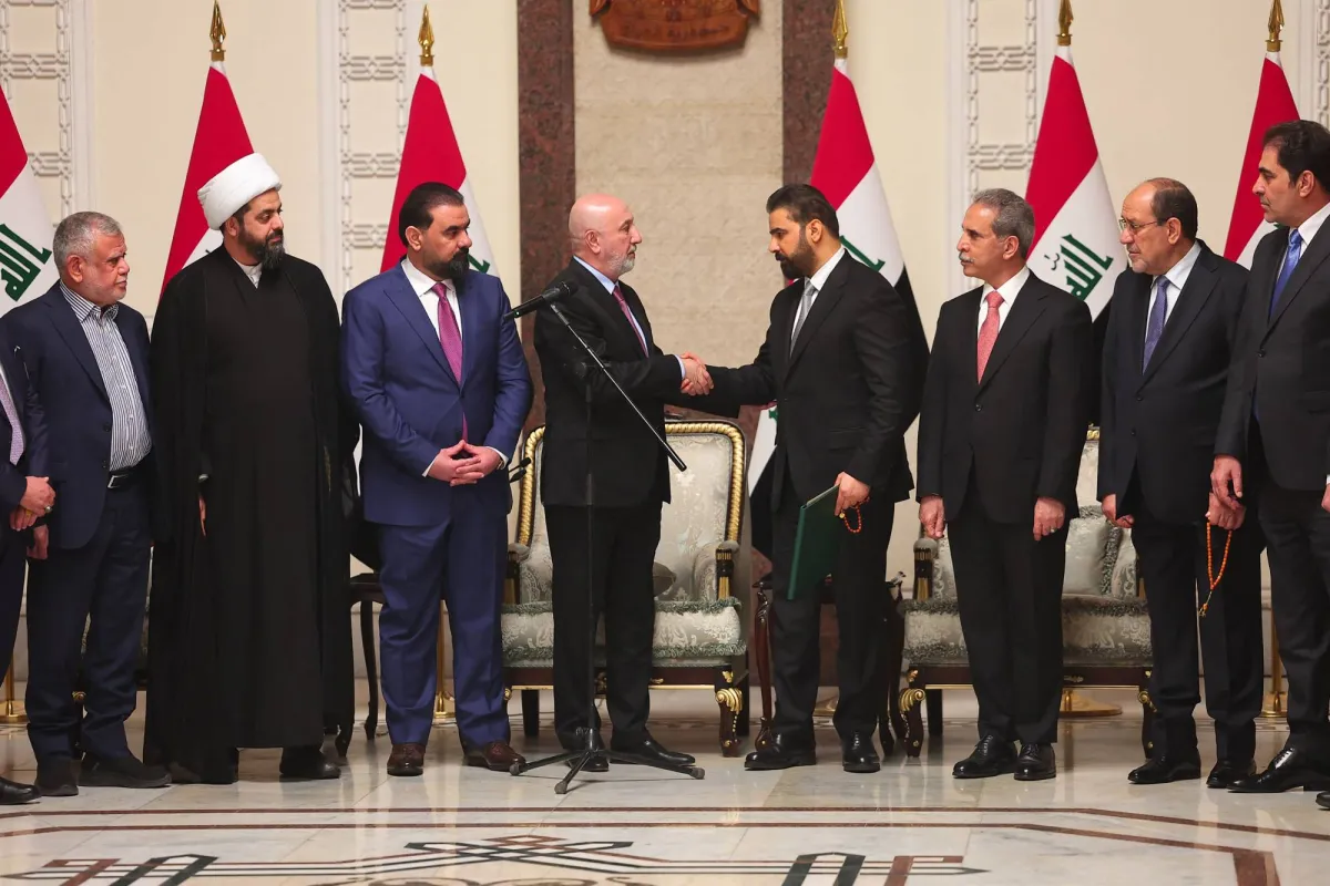 الزيدي يواجه تحديات تشكيل الحكومة العراقية وسط صراع الوزارات